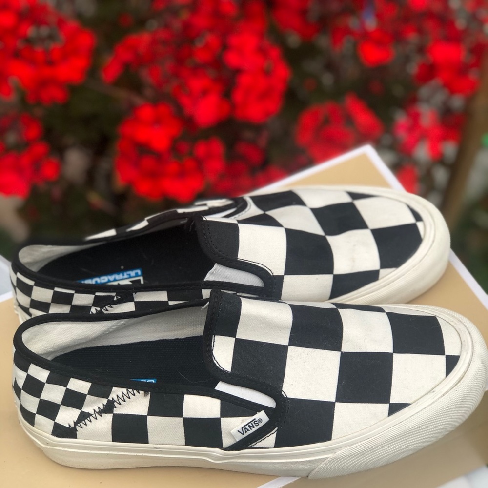 Black & White Checkered Vans Size 9